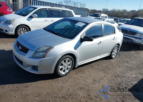 2010 Nissan Sentra 2.0 z USA, uszkodzony, nr VIN 3N1AB6AP5AL690302